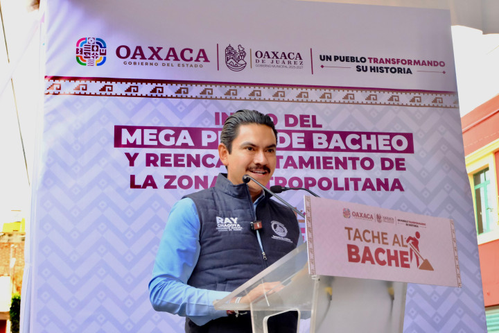 Arranca en Oaxaca de Juárez Mega Plan de Bacheo y Reencarpetamiento de la zona metropolitana