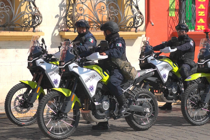 Sin tintes partidistas, color de patrullas de la Policía Municipal de Oaxaca de Juárez