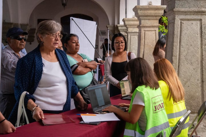 Atiende Diálogos Vecinales necesidades de habitantes de Oaxaca de Juárez