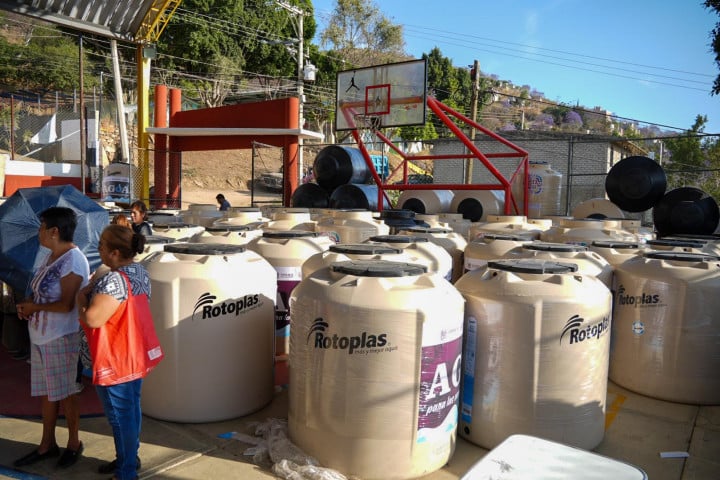 Oaxaca de Juárez fortalece acciones para el acceso al agua en la colonia Los Ángeles