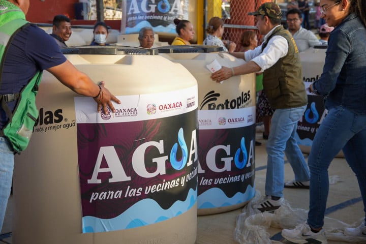 Oaxaca de Juárez fortalece acciones para el acceso al agua en la colonia Los Ángeles