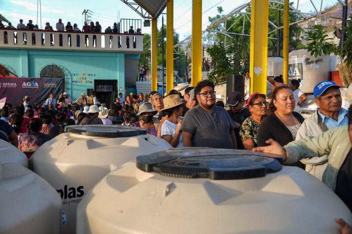 Oaxaca de Juárez fortalece acciones para el acceso al agua en la colonia Los Ángeles