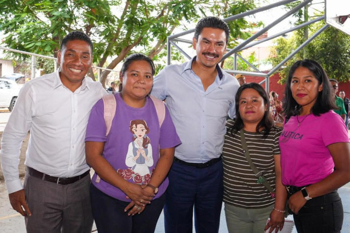 Ray Chagoya atiende compromisos en Santa Rosa Panzacola