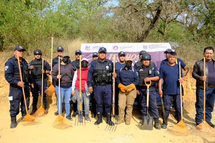 Recuperan espacio público en el Ejido Guadalupe Victoria con Tequio Vecinal