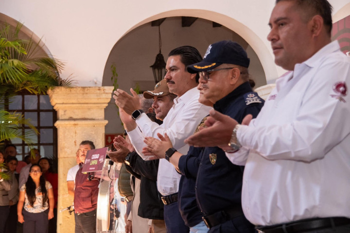 Reconocen 35 años de la Policía Municipal de Oaxaca de Juárez con acciones históricas de fortalecimiento institucional