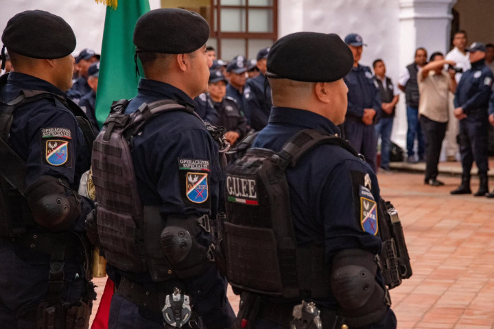 Reconocen 35 años de la Policía Municipal de Oaxaca de Juárez con acciones históricas de fortalecimiento institucional