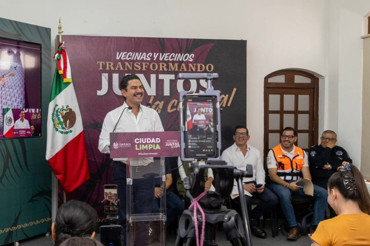 Avanza ordenamiento territorial en El Crestón; Ray Chagoya presenta acciones para regularización de colonias
