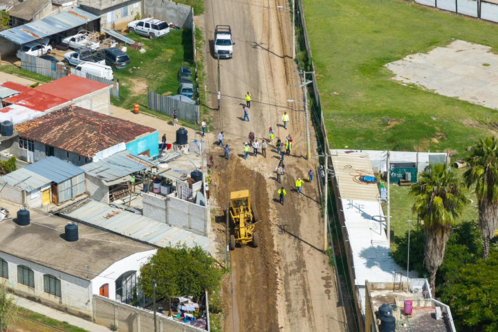 Avanzan con éxito programas de obras públicas en agencias y colonias de la capital