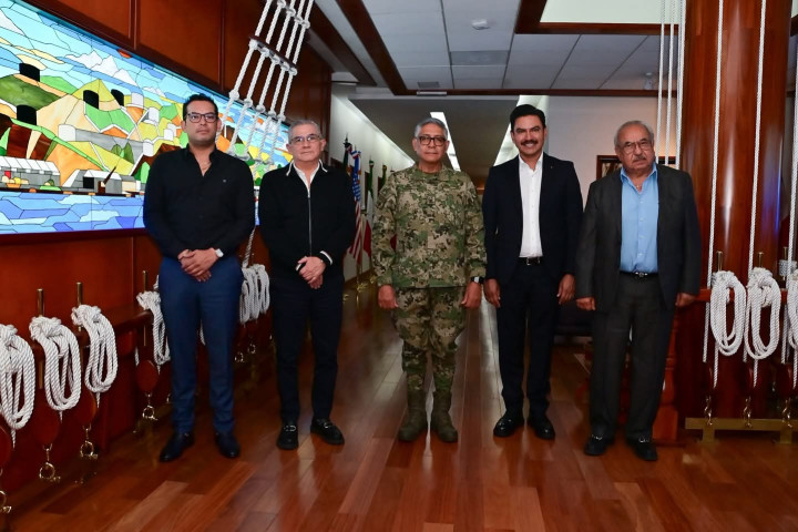Ray Chagoya fortalece colaboración con la Secretaría de Marina para impulsar proyectos estratégicos en Oaxaca de Juárez