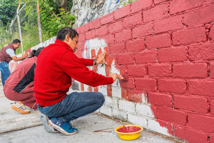 Vecinas y vecinos rescatan espacios públicos en la colonia Bugambilias