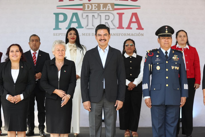 Destaca Ray Chagoya valores patrios en ceremonia del 15 de septiembre