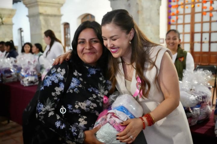 Oaxaca de Juárez se une en rosa: conciencia, prevención y esperanza contra el cáncer de mama