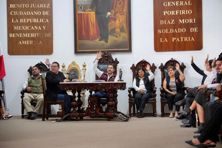 Cabildo de Oaxaca de Juárez acuerda acciones preventivas en panteones por Día de Muertos para evitar proliferación de mosquitos