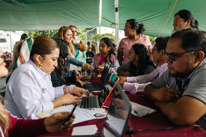 El Gobierno de Oaxaca de Juárez fortalece la cercanía con vecinas y vecinos en el Diálogo Vecinal número 19 en San Martín Mexicapam