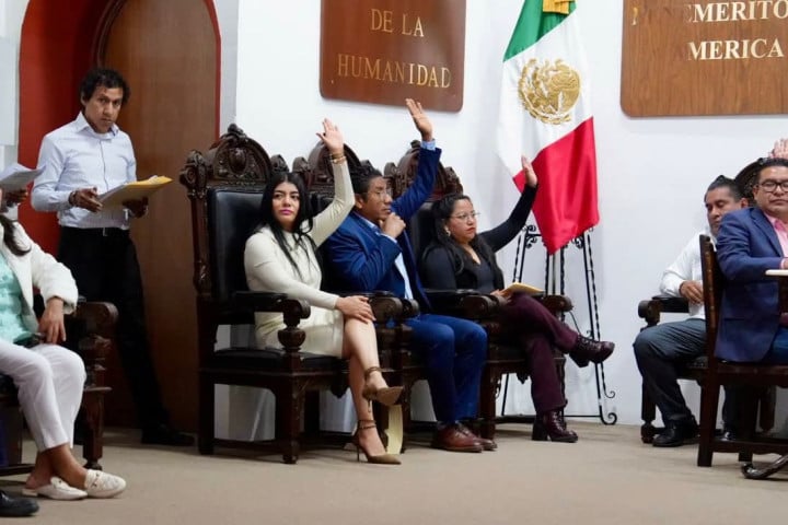 Cabildo de Oaxaca de Juárez aprueba acciones para fortalecer la planeación urbana, la limpieza y la seguridad de la ciudad