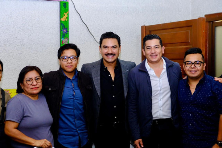 Ray Chagoya refrenda compromiso de trabajo conjunto con medios de comunicación