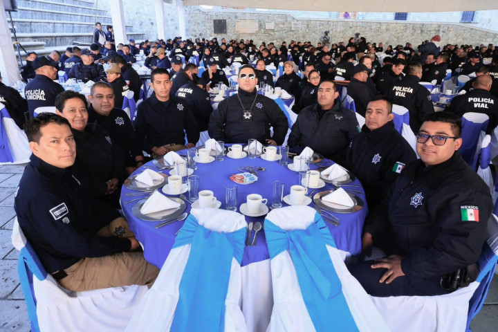 Oaxaca de Juárez reconoce a su Policía Municipal y refuerza la ruta de seguridad para 2026