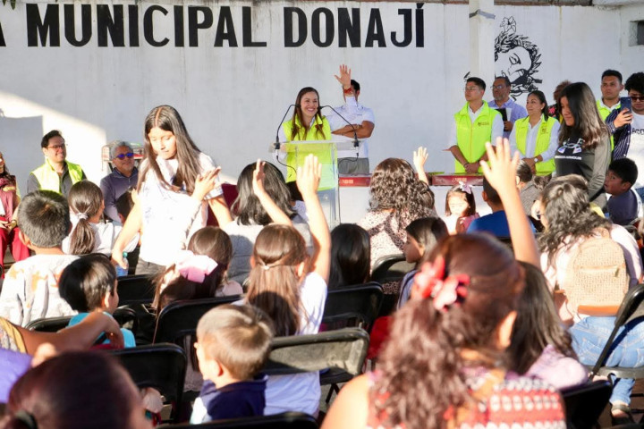 La magia de los Reyes Magos recorre las agencias de Oaxaca de Juárez