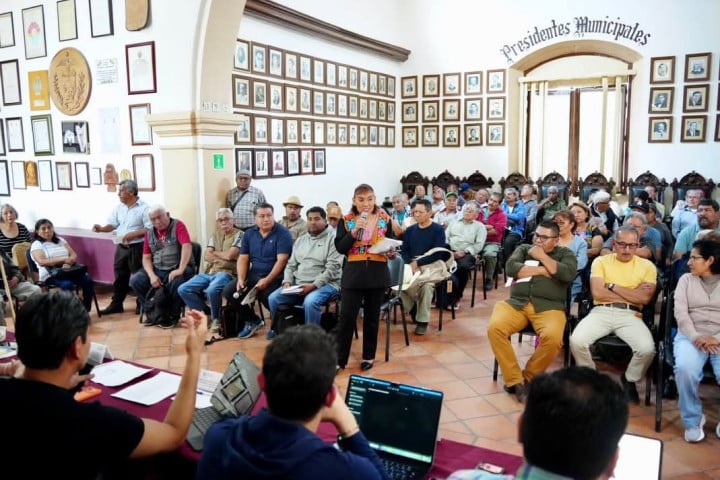 Lo que se escucha en los Diálogos Vecinales se atiende y se le da seguimiento.