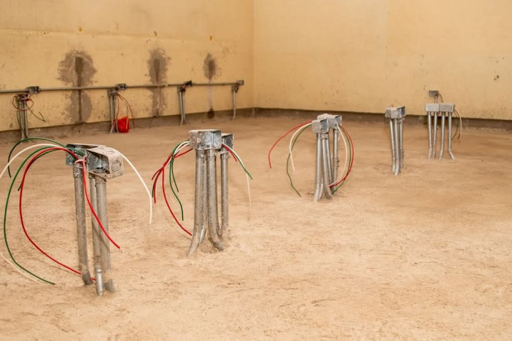 Obras que sí se ven en Oaxaca de Juárez: mejoran escuelas en agencias municipales