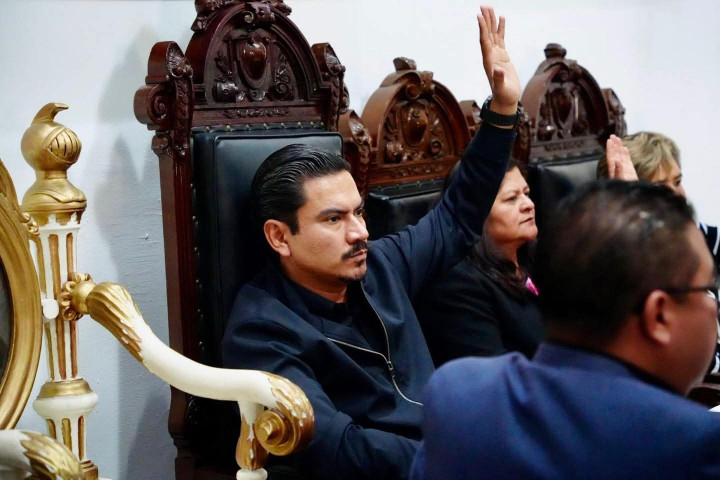 Cabildo de Oaxaca de Juárez fortalece gobernanza municipal con aprobación de dictámenes y agenda de interés público