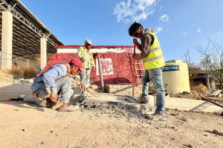Obras que avanzan en territorio