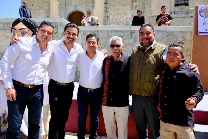 En el marco del 52 aniversario del Sindicato Independiente 3 de Marzo, el presidente municipal Ray Chagoya acompañó a sus integrantes