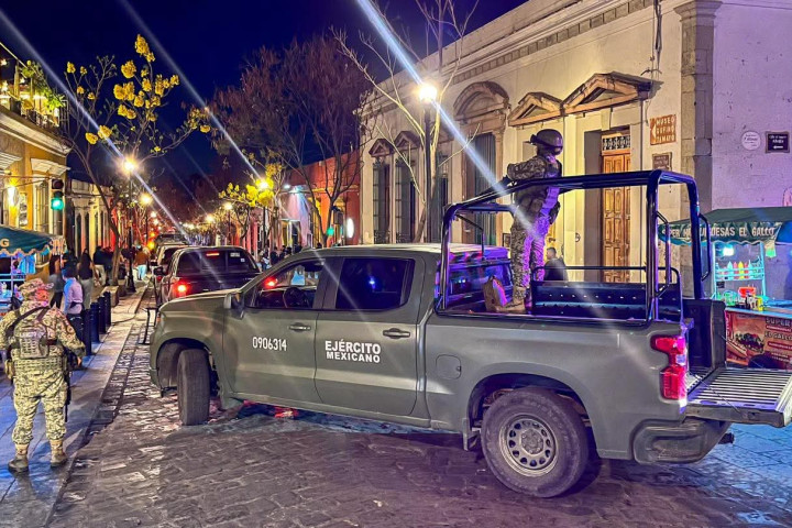 Se realizó un operativo de seguridad y verificación en establecimientos del Centro Histórico de Oaxaca de Juárez