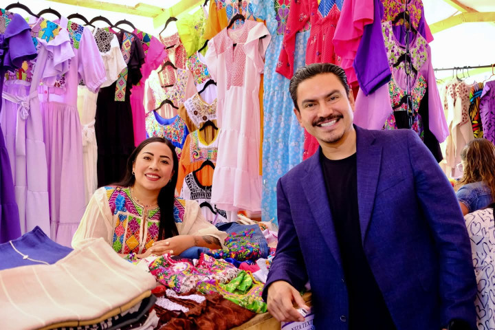 Arranca el Tianguis Violeta en El Llano