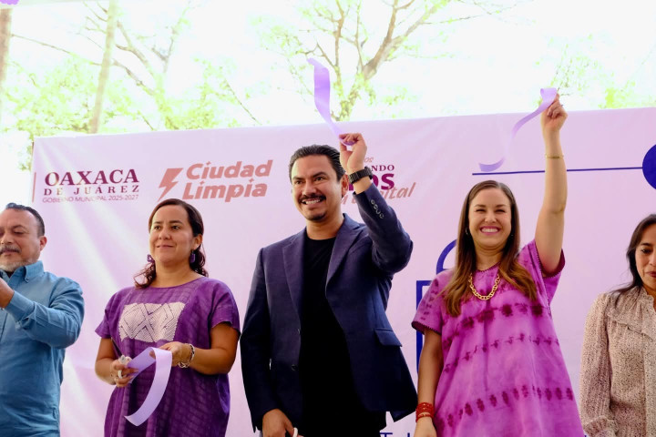 Arranca el Tianguis Violeta en El Llano