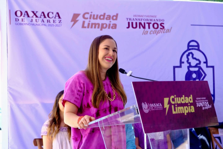 Arranca el Tianguis Violeta en El Llano
