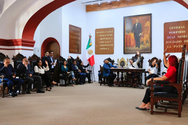 Orden y acuerdos que fortalecen a Oaxaca de Juárez