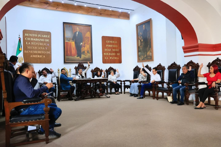 Orden y acuerdos que fortalecen a Oaxaca de Juárez