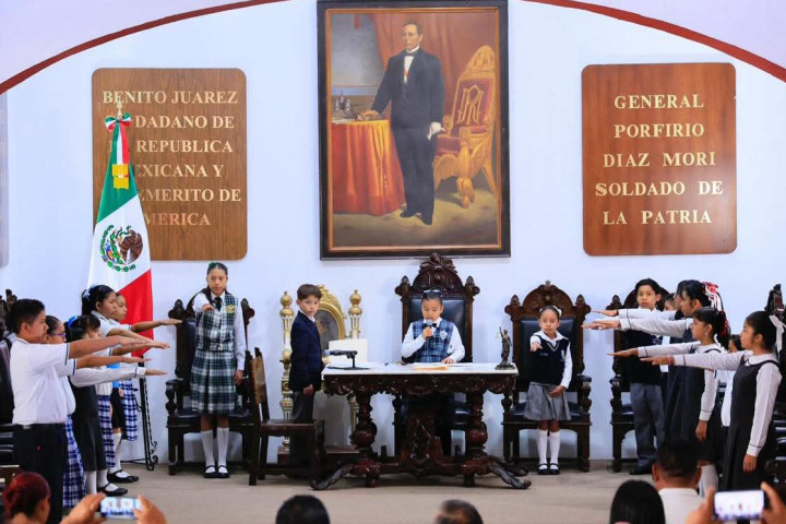 Instalan Cabildo Infantil en Oaxaca de Juárez