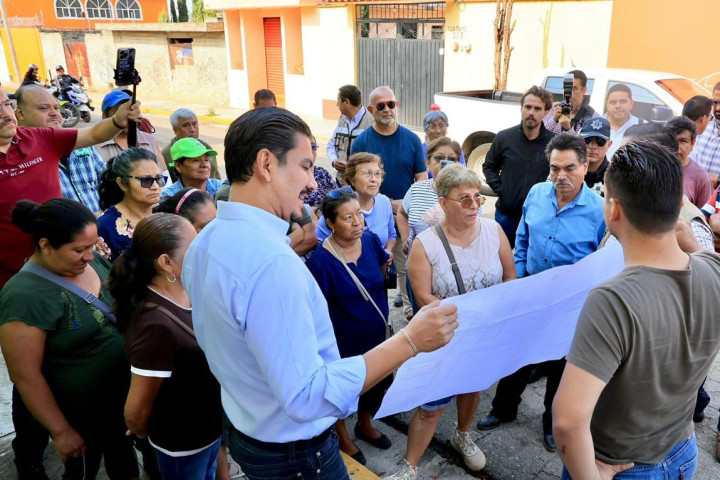 Recorre Ray Chagoya zona donde realizarán obras de rehabilitación del Circuito Nororiente
