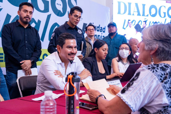 Ray Chagoya continúa atendiendo de manera directa a las vecinas y vecinos de la capital