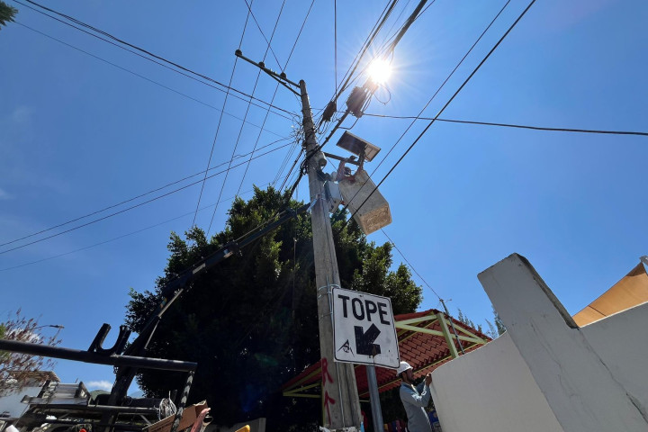Con una ciudad iluminada, más seguridad para vecinas y vecinos de Oaxaca de Juárez