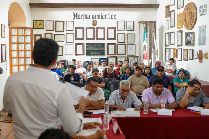 El Presidente Municipal Ray Chagoya sostuvo una reunión de trabajo con integrantes del Sindicato 3 de Marzo