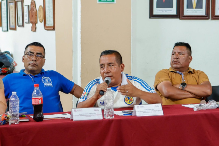 El Presidente Municipal Ray Chagoya sostuvo una reunión de trabajo con integrantes del Sindicato 3 de Marzo