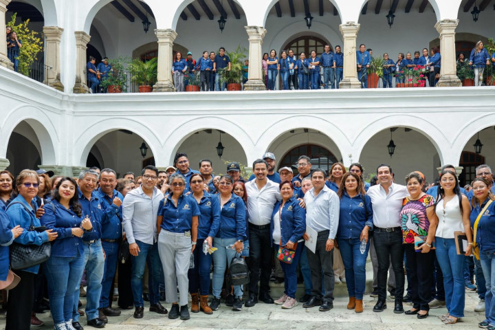 El presidente municipal Ray Chagoya sostuvo una reunión de trabajo con integrantes del Sindicato Autónomo