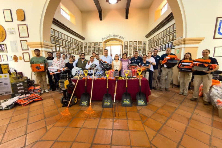 Fortalece Ray Chagoya relación laboral con sindicatos municipales de Oaxaca de Juárez